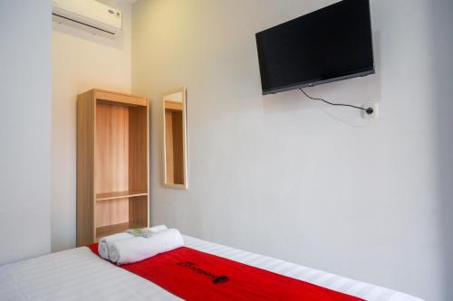 reddoorz near kawasan simpang lima area