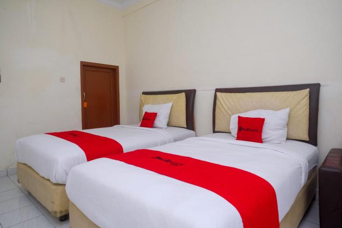 reddoorz syariah near alun alun wonosari