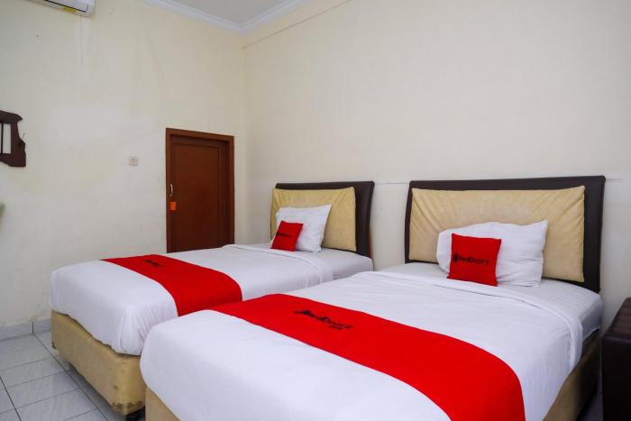 reddoorz syariah near alun alun wonosari
