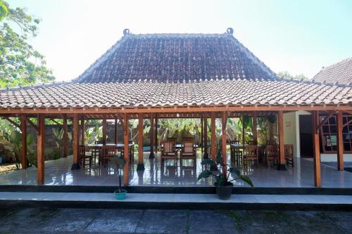 reddoorz syariah near alun alun wonosari