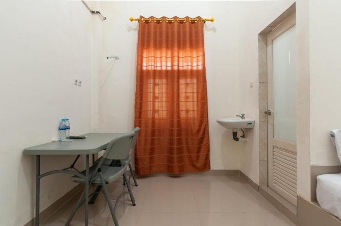 reddoorz near uisu teladan medan