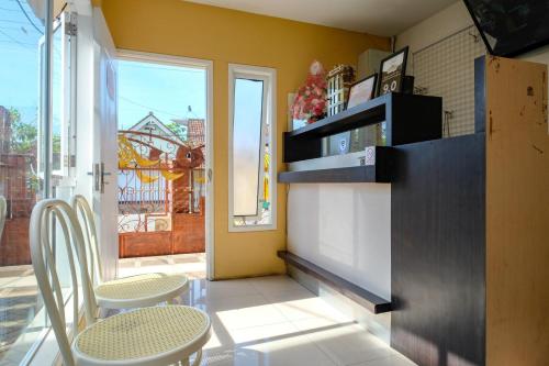 Reddoorz Syariah Near Rsud Dr Iskak Tulungagung,,2 star
