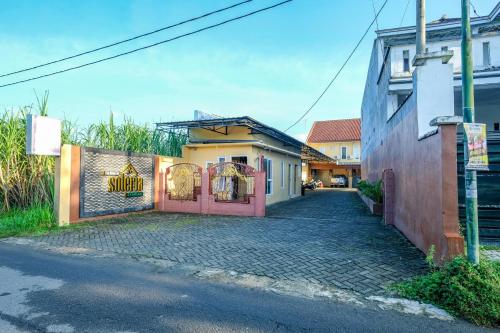 reddoorz syariah near rsud dr iskak tulungagung