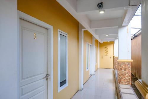 reddoorz syariah near rsud dr iskak tulungagung