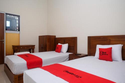 reddoorz syariah near transmart pabelan solo