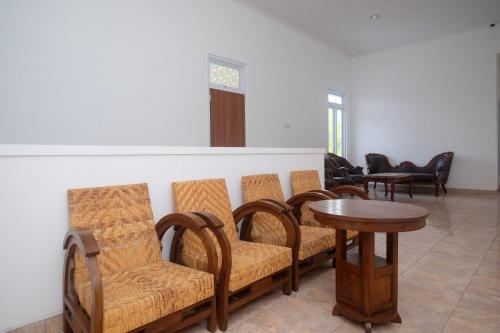 reddoorz syariah near transmart pabelan solo