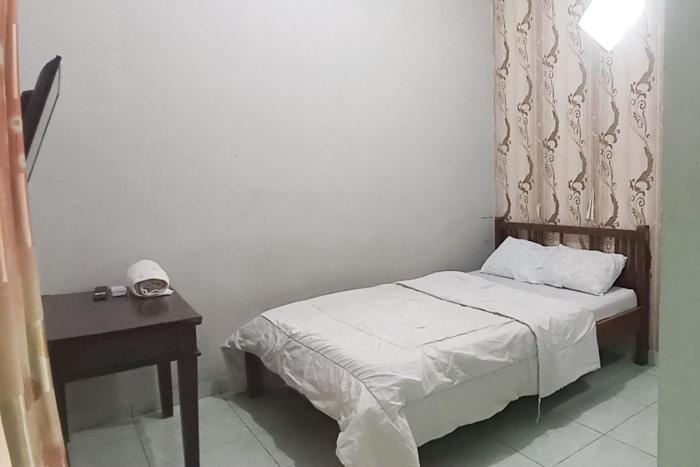 trihakso guest house near kaliurang redpartner