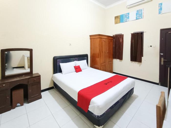 reddoorz ratu homestay syariah near lippo mall banyuwangi
