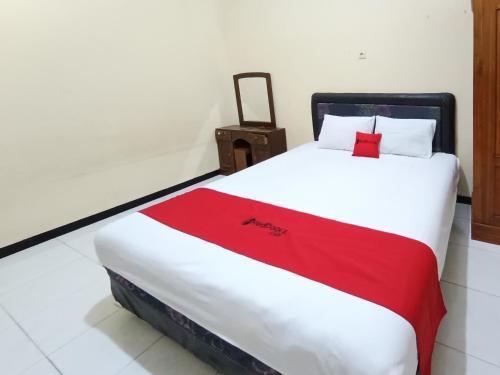 reddoorz ratu homestay syariah near lippo mall banyuwangi