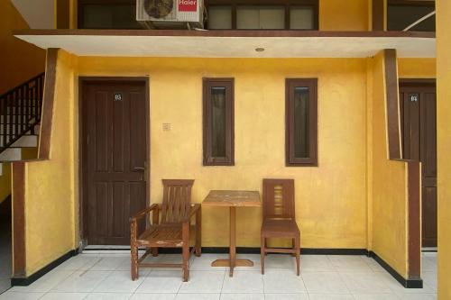 reddoorz ratu homestay syariah near lippo mall banyuwangi