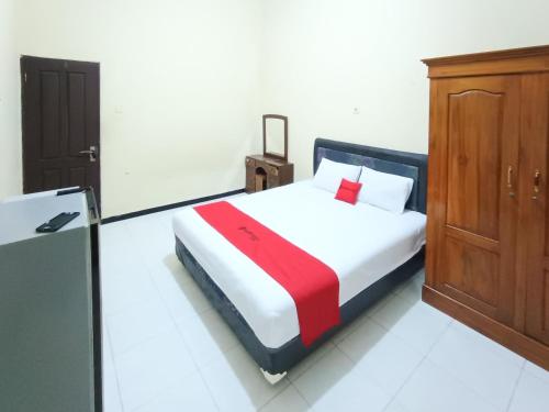 reddoorz ratu homestay syariah near lippo mall banyuwangi