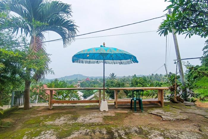 rejeng bungalow near gangga waterfall lombok