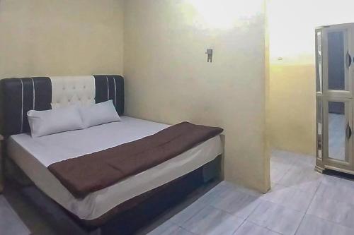 Ayna Syariah Mitra Reddoorz Indramayu,,2 star