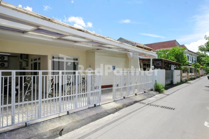 oma uti syariah mitra reddoorz near stasiun lempuyangan