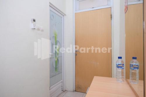 oma uti syariah mitra reddoorz near stasiun lempuyangan