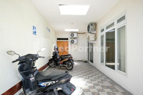 oma uti syariah mitra reddoorz near stasiun lempuyangan