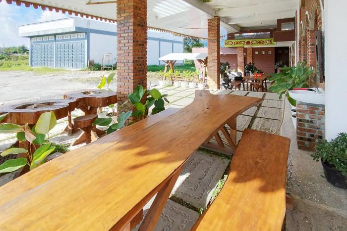 reddoorz jalan ujung aji berastagi