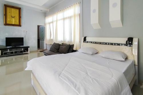 reddoorz jalan ujung aji berastagi