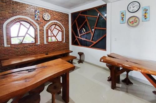 reddoorz jalan ujung aji berastagi