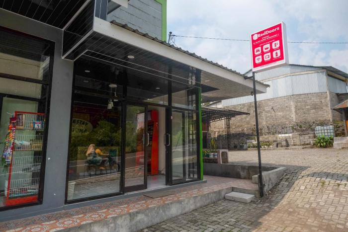 reddoorz syariah jalan dieng wonosobo 2