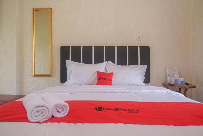 reddoorz syariah jalan dieng wonosobo 2