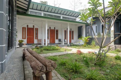 Reddoorz Syariah @ Jalan Dieng Wonosobo 2,,1 star