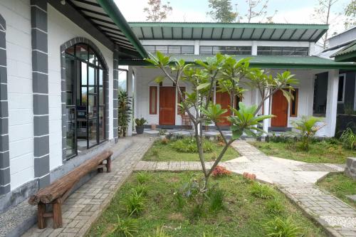 Reddoorz Syariah @ Jalan Dieng Wonosobo 2,,1 star