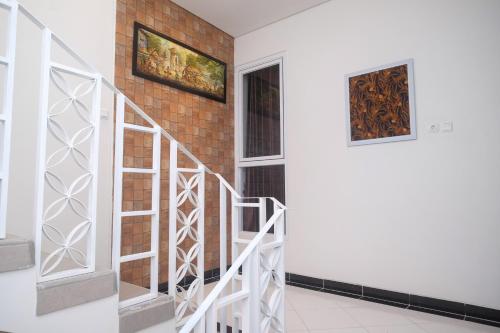 reddoorz syariah tlogosari semarang