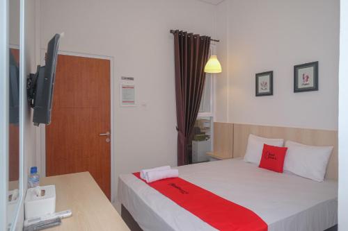 reddoorz syariah tlogosari semarang