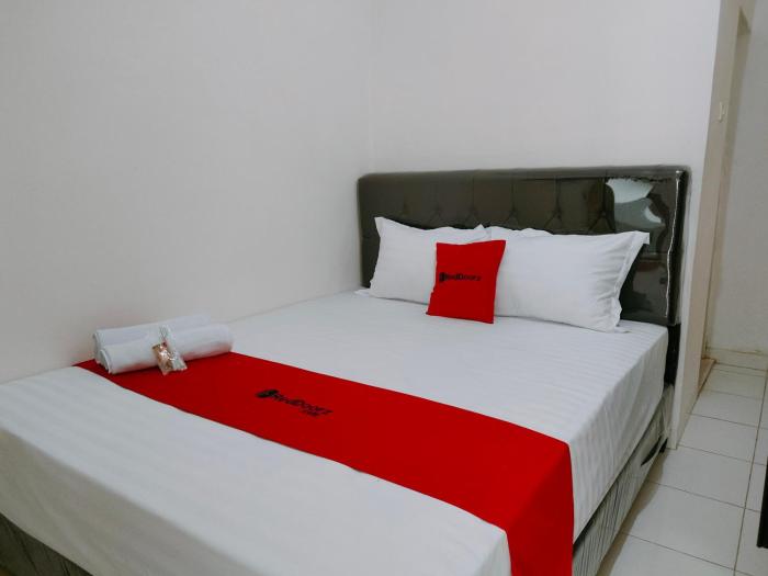 reddoorz syariah near jogja expo center