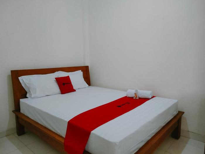 reddoorz syariah near jogja expo center