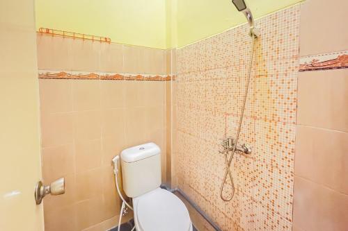 sion homestay mitra reddoorz near terminal kertajaya mojokerto