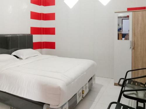 Hotel 889 Syariah Redpartner Banda Aceh,,1 star
