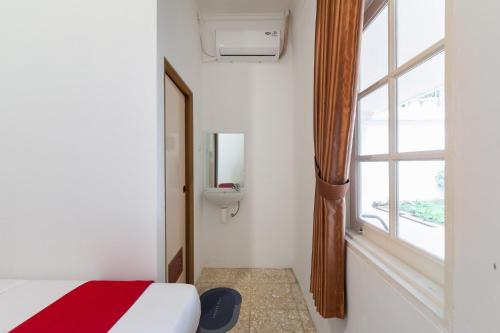 reddoorz kemang dalam