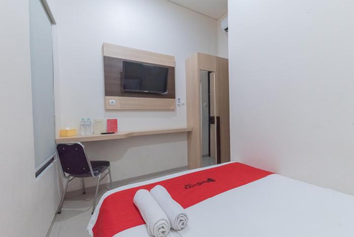 reddoorz near csb mall cirebon