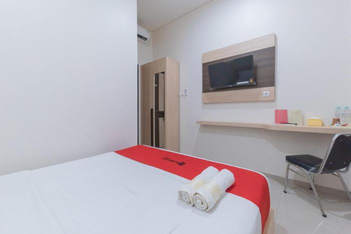 reddoorz near csb mall cirebon