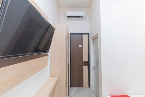 reddoorz near csb mall cirebon