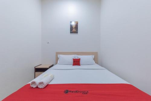 reddoorz near csb mall cirebon
