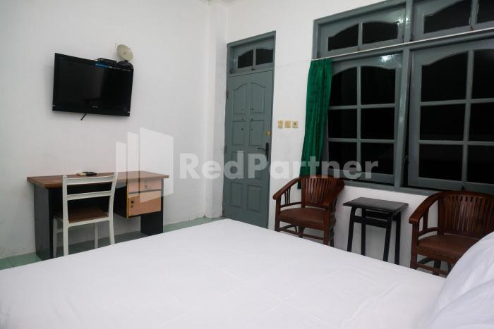 camila living yogyakarta redpartner