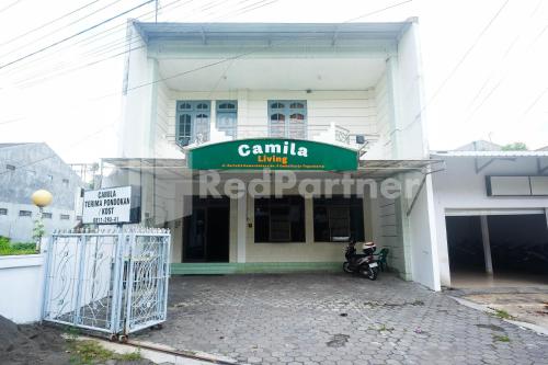 camila living yogyakarta redpartner