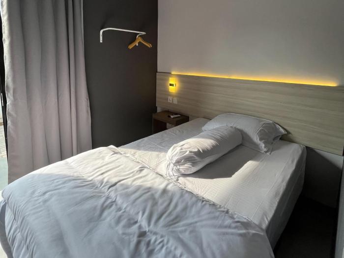 kaira room guest house syariah mitra reddoorz