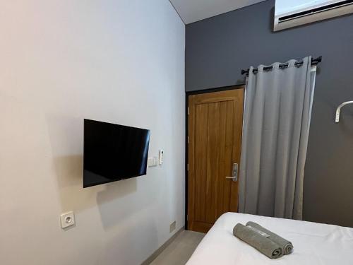 kaira room guest house syariah mitra reddoorz