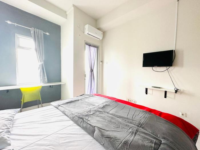 redliving apartment dramaga tower by liana room