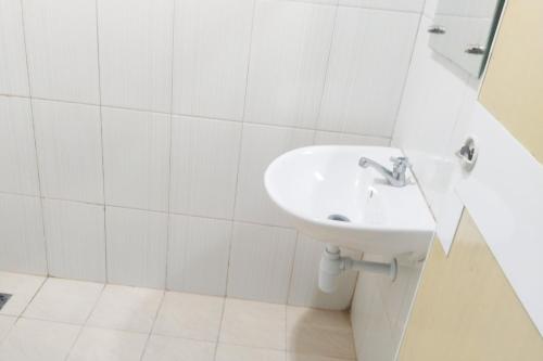 reddoorz near living plaza palembang