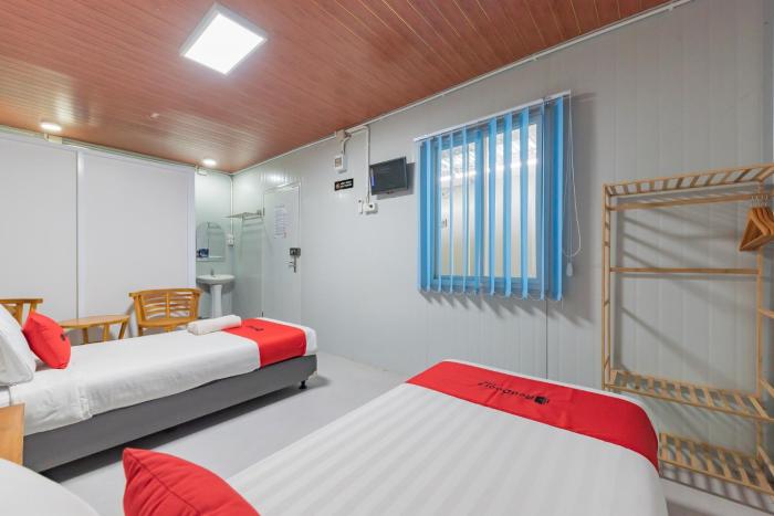 reddoorz container teras cimanuk garut