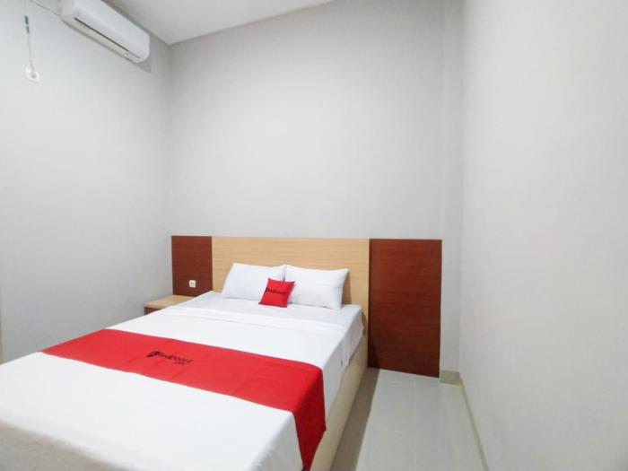reddoorz syariah near alun alun tegal 2