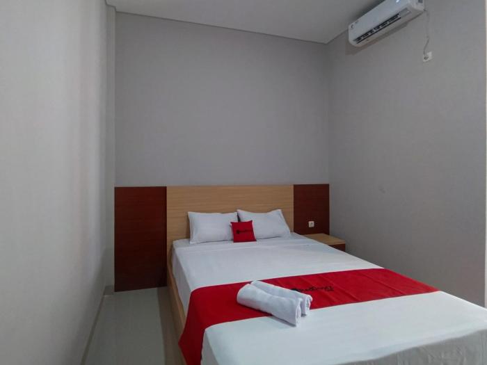 reddoorz syariah near alun alun tegal 2