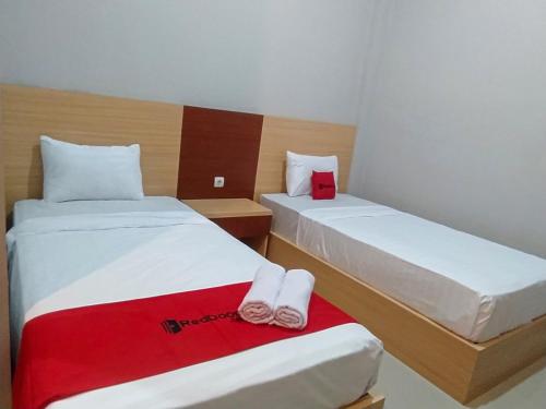 reddoorz syariah near alun alun tegal 2