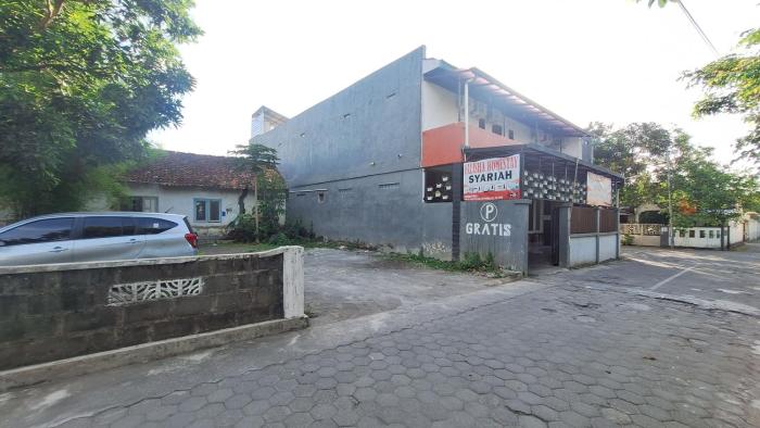 reddoorz syariah falisha umy