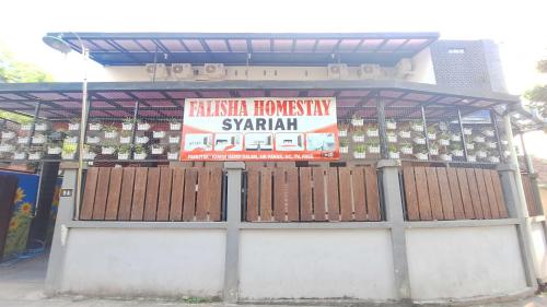reddoorz syariah falisha umy